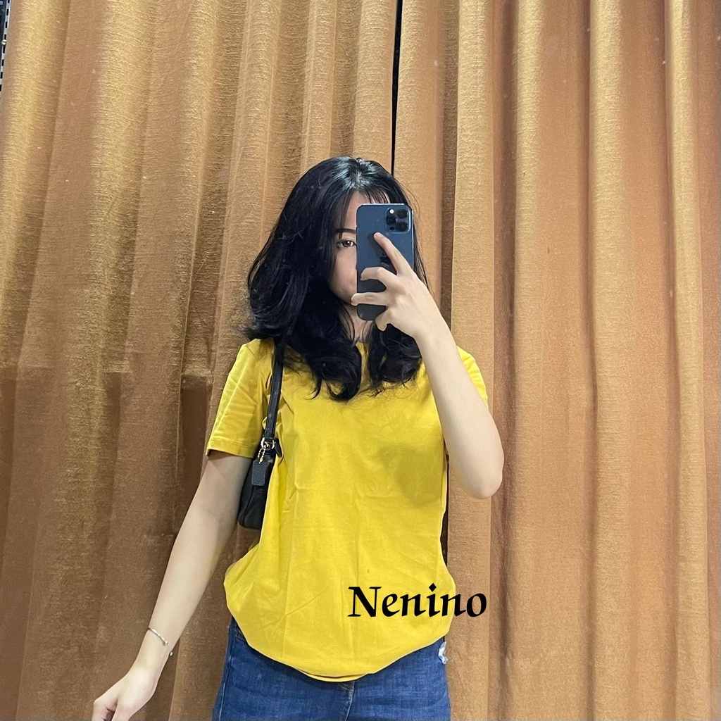 baju kaos oblong wanita terbaru/kaos oblong polos wanita kekinian