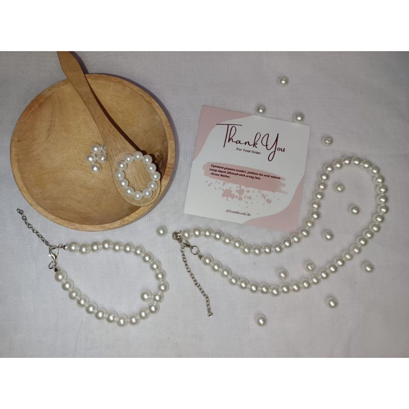 Aksesoris pearl neacklace handmade.ds