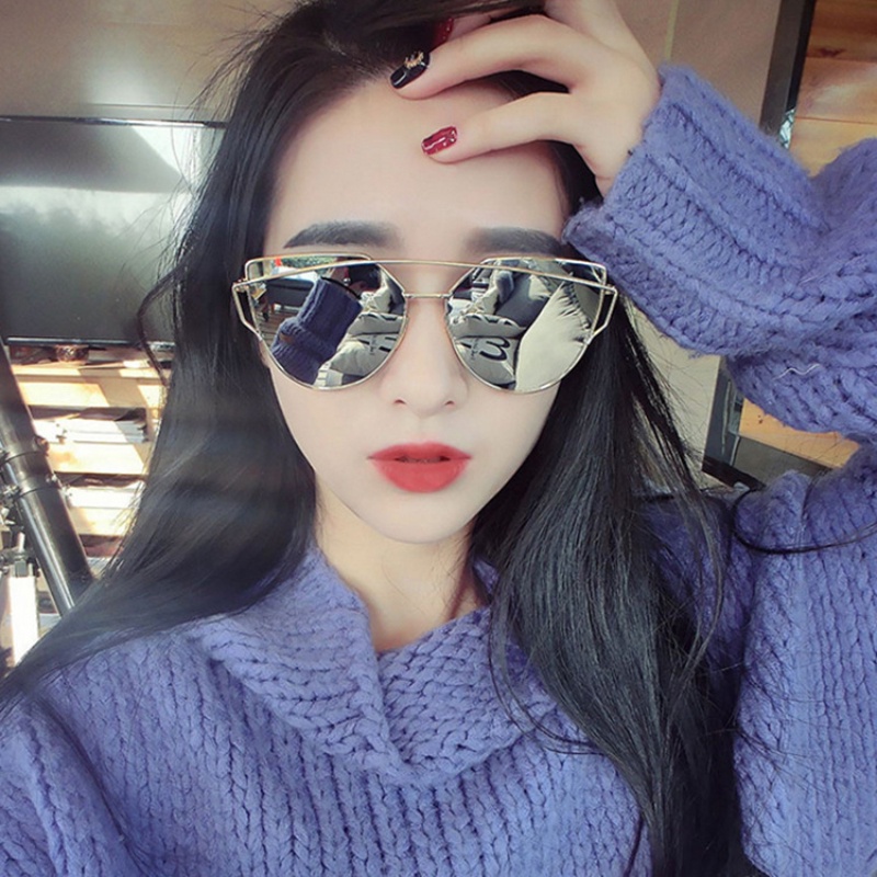 (YUZHU) Vintage Mode Logam Bingkai Kacamata Hitam Mode Barat Mata Kucing Mercury Sunglasses