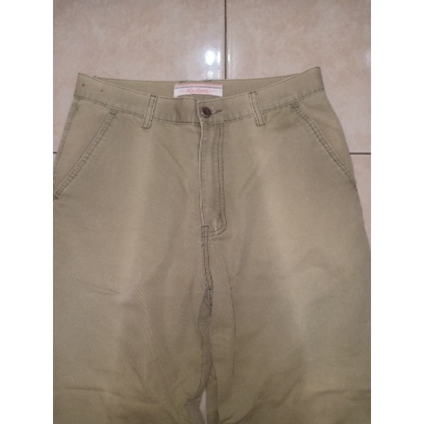 celana panjang kickers