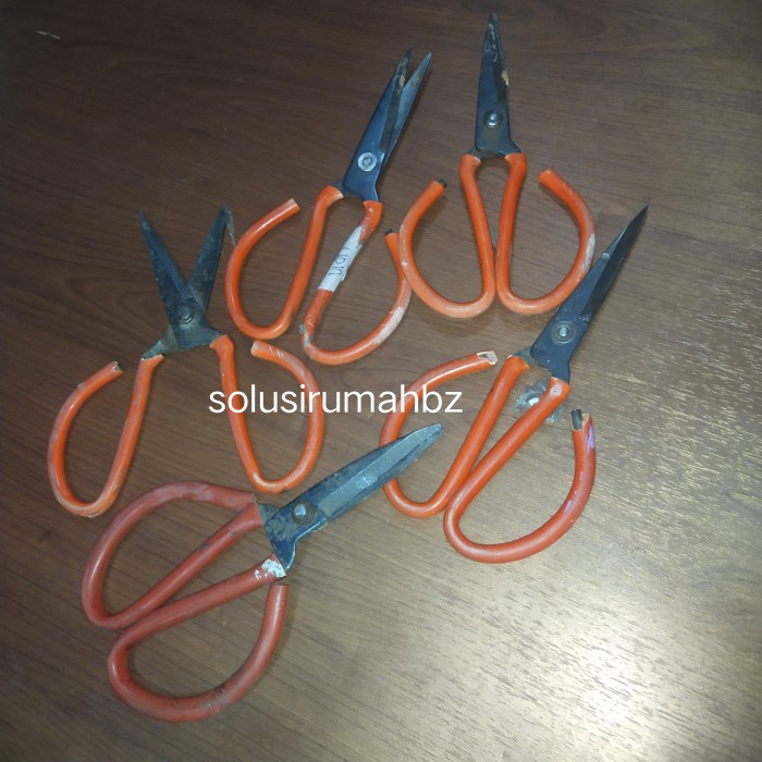 

satuan gunting bekas besar scissor second pernah dipakai kodok panjang