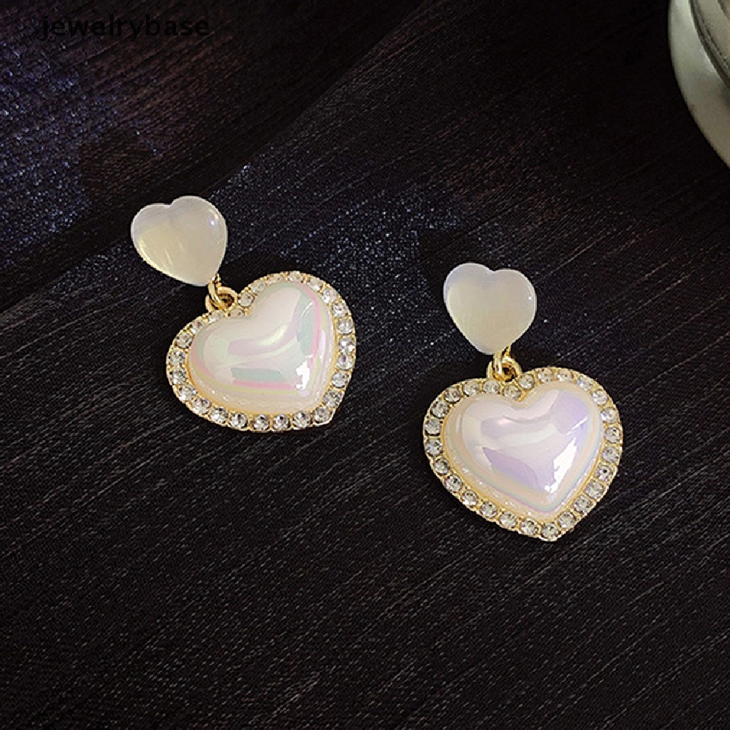 [jewelrybase] Liontin Bentuk Hati Vintage Kalung Mutiara Wanita Elegan Pesona Gaya Romantis Perancis Rantai Klavikula Hadiah Peringatan Butik