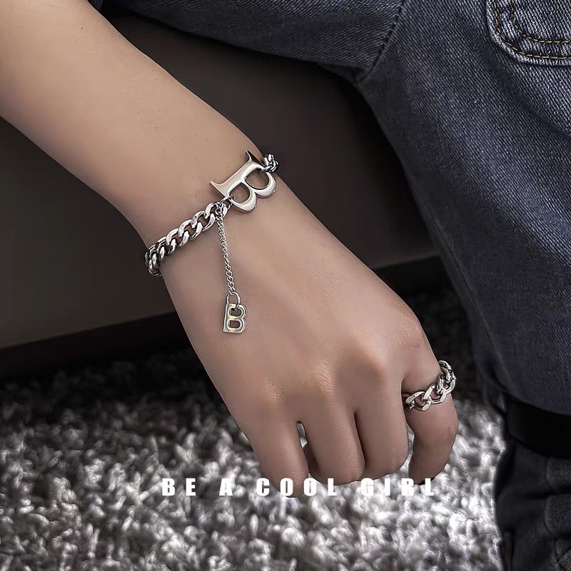 2022 Kalung Rantai Dengan Liontin Huruf B Untuk Wanita | Gelang Rantai Hypoallergenic Bahan Titanium Steel 18k Untuk Pasangan