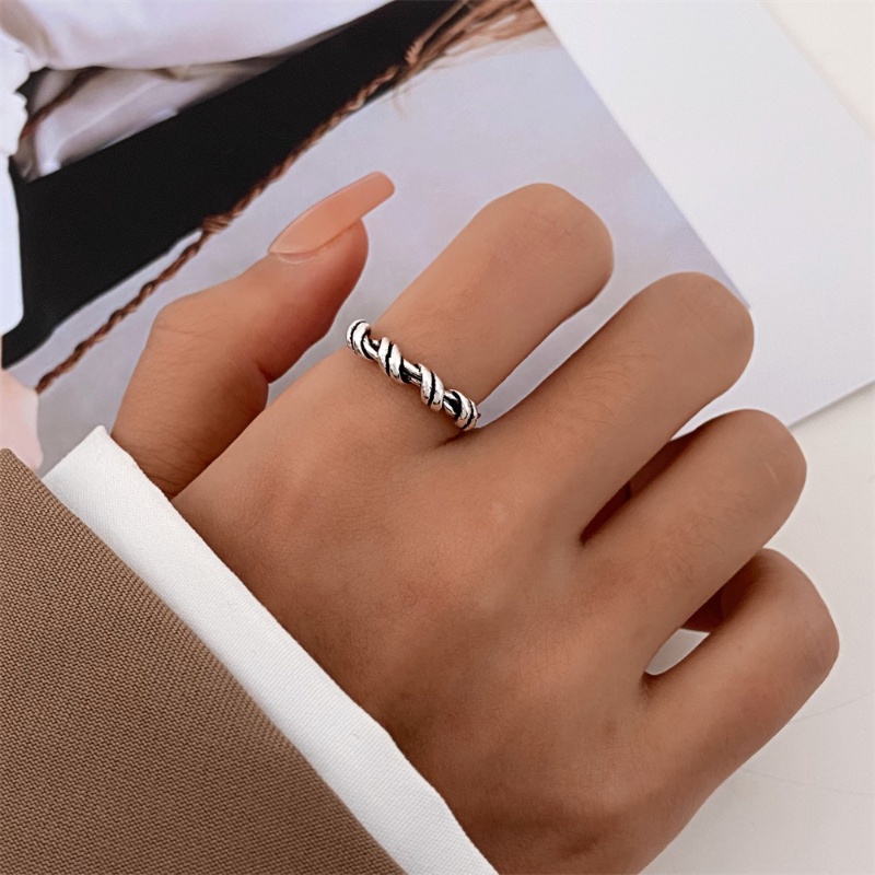 Cincin Lilitan Garis Tidak Teratur Ins Fashion Opening Adjustable Ring Untuk Wanita Dan Pria