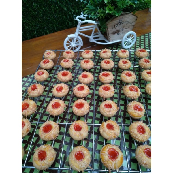 

KUE THUMPRINT/TOPLES 500gram