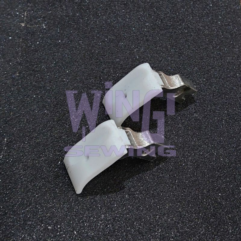 T69RH Sepatu Teflon Coak Kanan Pita Paiping Mesin Jahit Industri