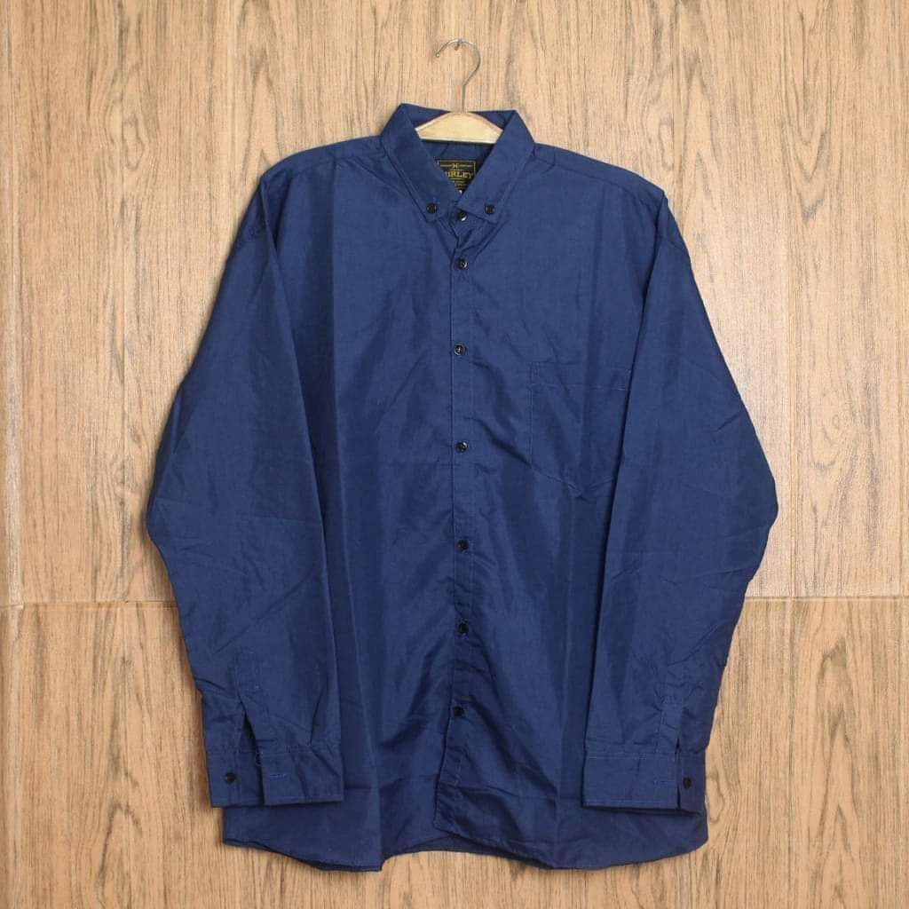 Kemeja Polos Pria Slimfit Panjang Hitam Putih