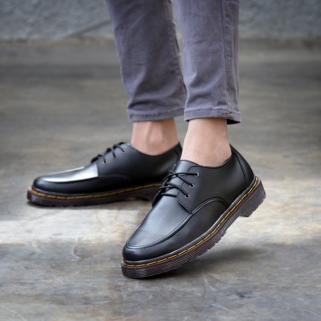 RIONZ PORTO SERIES - SepatuFormal Pantofel Pria Resmi Formal Tali Hitam Coklat Kulit PU Original Brown Black Kantor Kuliah Casual Gereja Pesta Kondangan Nikahan Kerja Perkantoran PNS Guru Gaya Trendy Kekinian Terlaris Murah