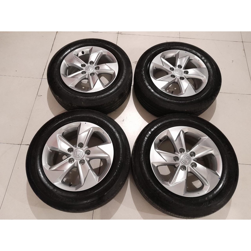 Velg Bekas STD BRV Ring 16 Hole 5 x 114,3 Silver Plush Ban Goodyear Ukuran 215 65 R16 Bisa Buat Mobi