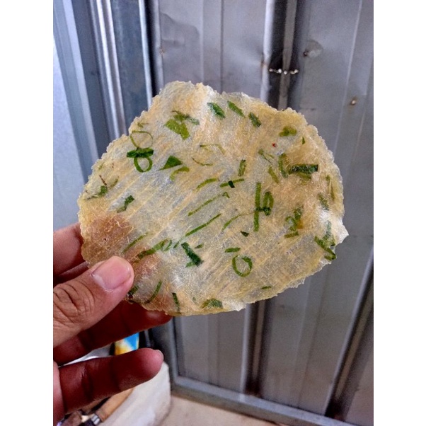 

Kecimpring Singkong Mentah Bawang Daun 500gr