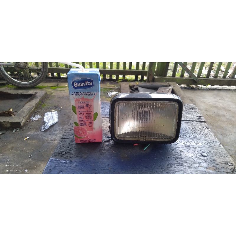 LAMPU DEPAN MOTOR VARIASI