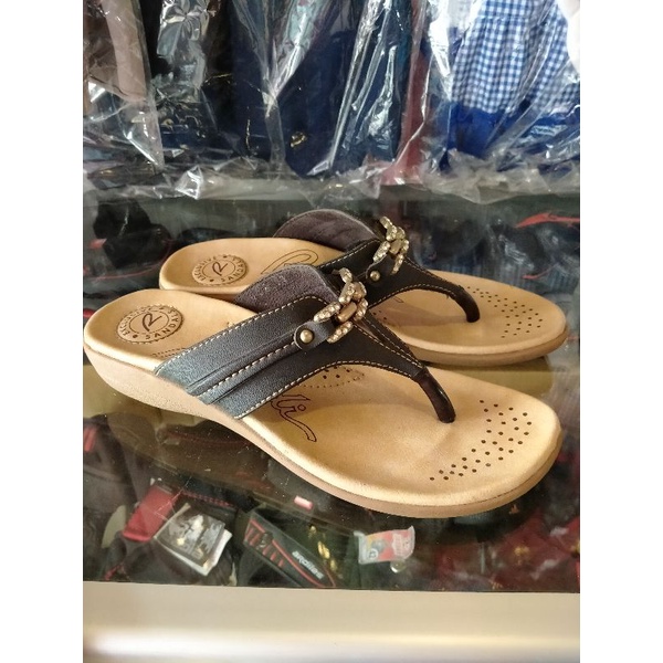 cuci gudang sandal wanita rindi
