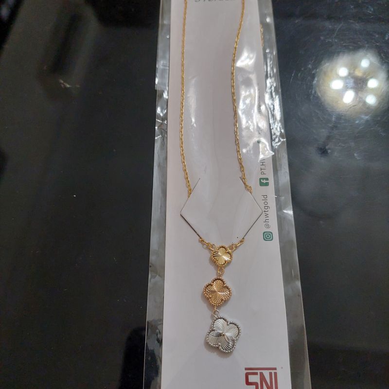 Kalung van cleef 3 warna HWT kadar 8K 375