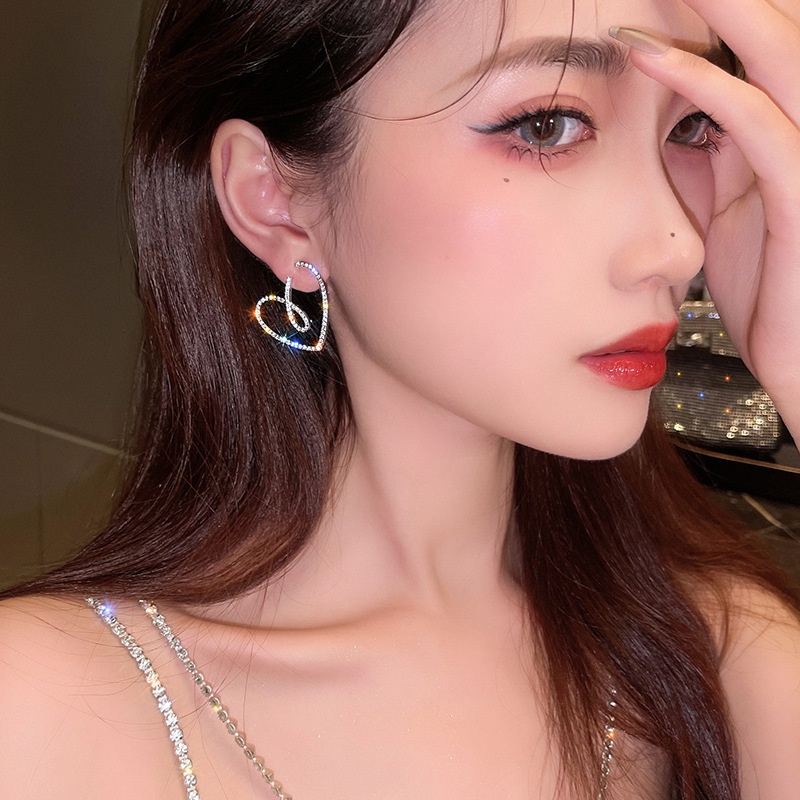 Korea Fashion925 Perak pin stud earrings Logam Cinta Wanita Anting Perjamuan Pernikahan Perhiasan