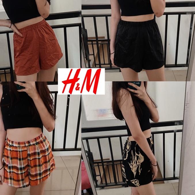 ➧ H&M MONKI Lounge Satin Viscose Shorts Hnm Short Pants Home Celana Pendek Tidur Celpen Rayon Hotpan