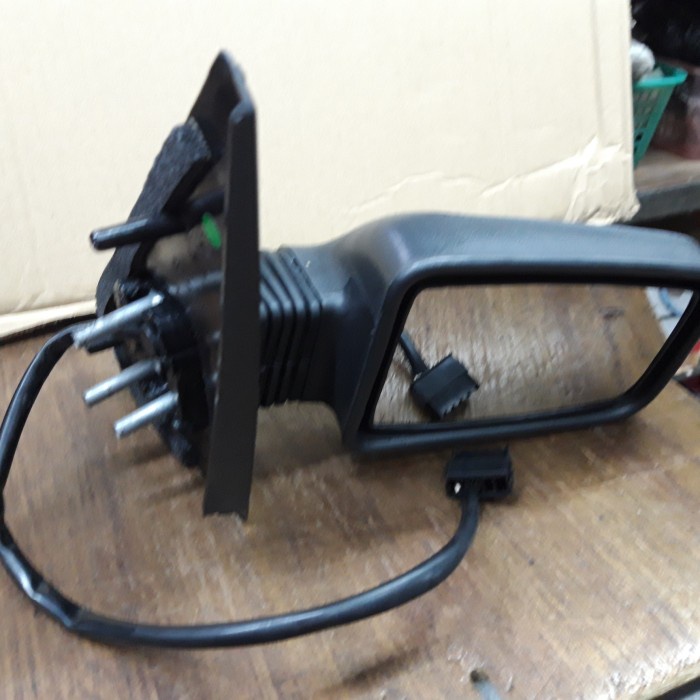 kaca spion kiri peugeot 405 sri / sti kw