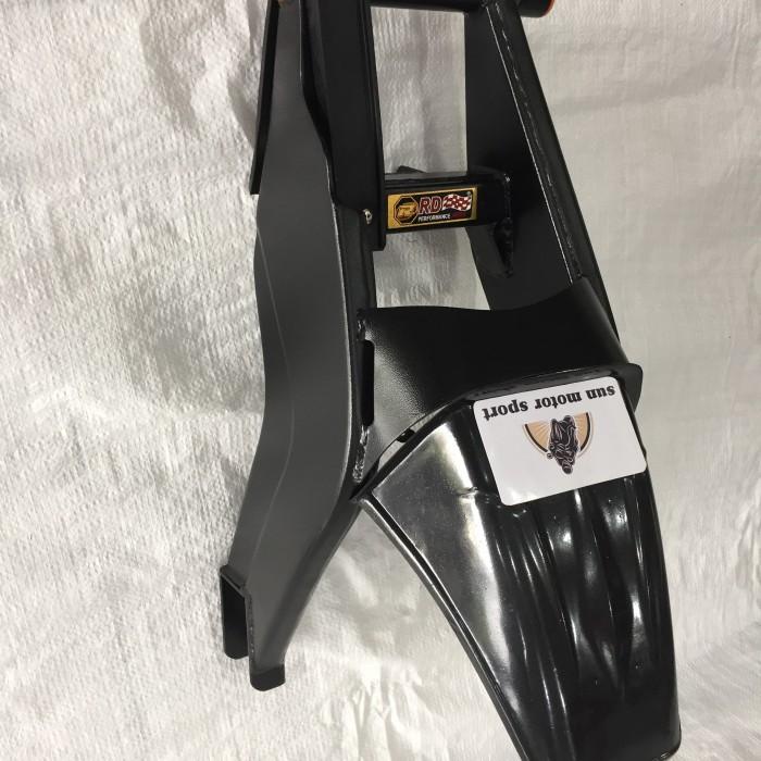 Swing arm cb150r model banana