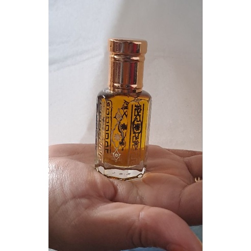 parfum oud bil fulus masjid haram