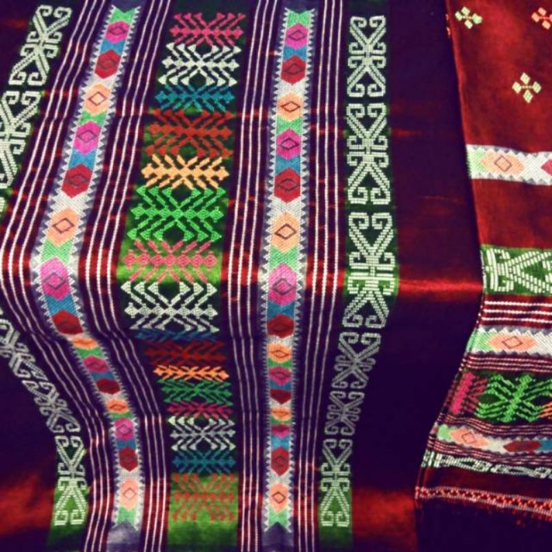 Songket Gorga Tenun Tangan Kilat Sutra Hongkong Tebal Motif Gorga Laba-laba