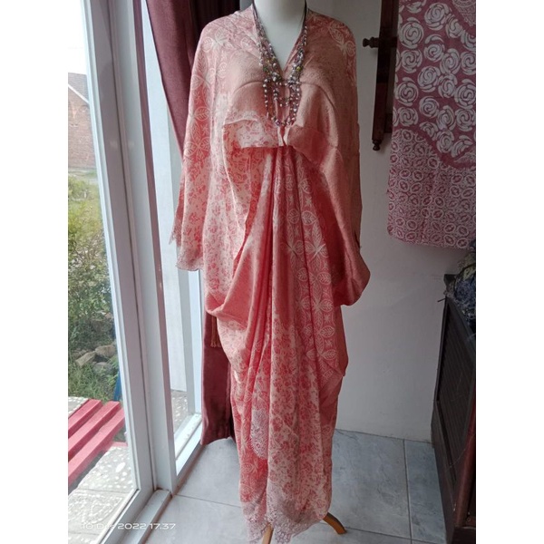 LONG KAFTAN FARIZA LACE MOTIF PULOAN BAHAN VISCOSE CAP TULIS PASTEL TERBARU
