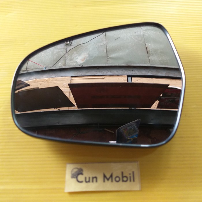 Kaca spion Ertiga 2018 up kiri