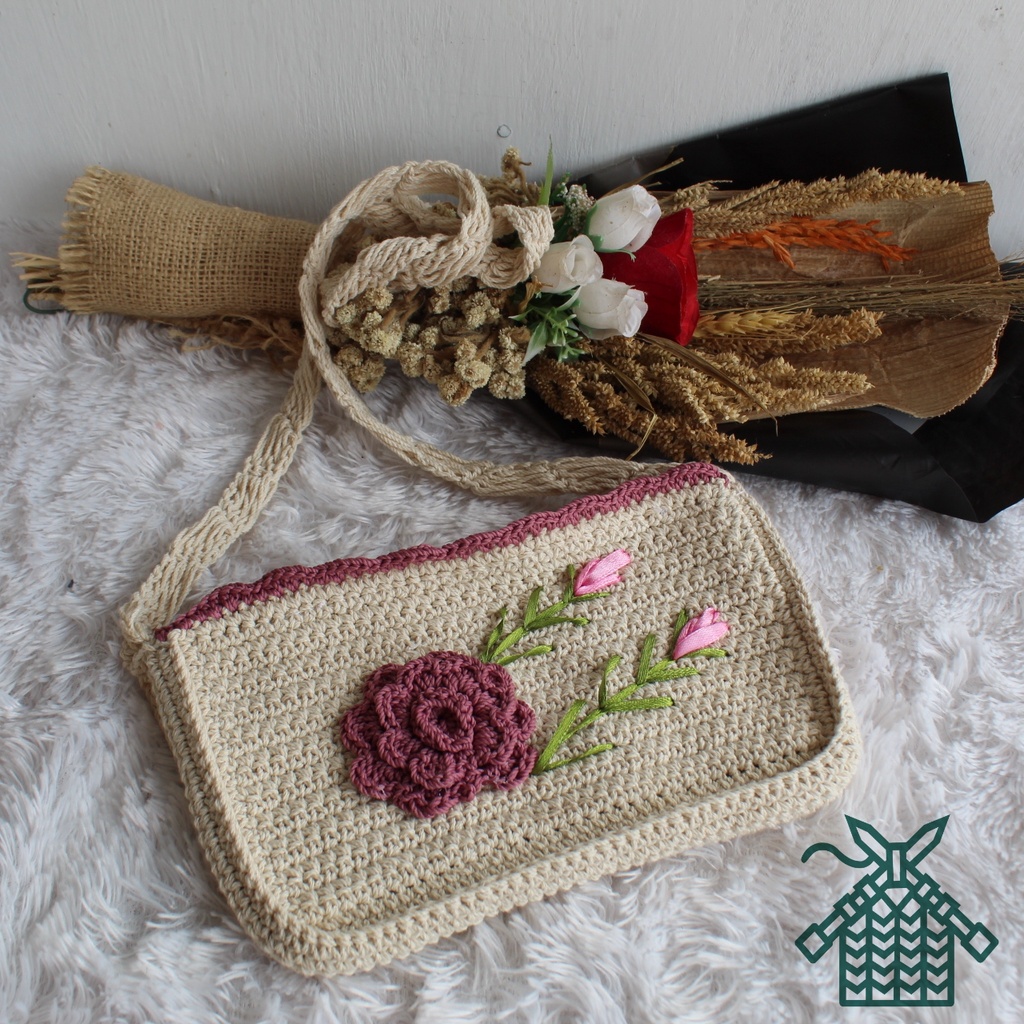 Amelia sling bag rajut