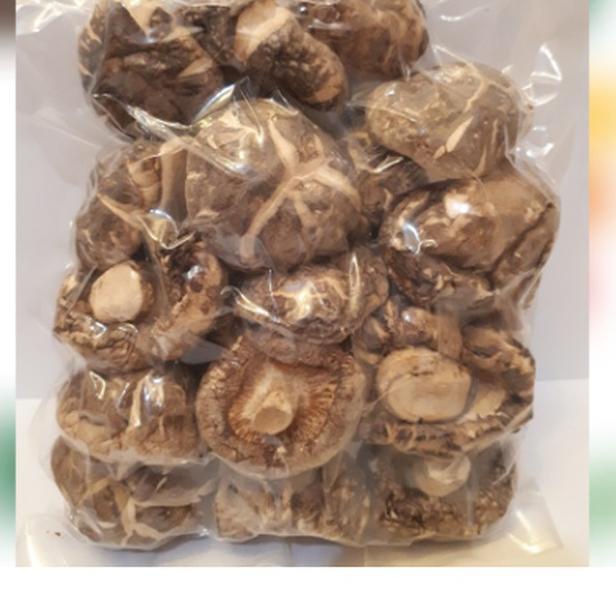 

➮ r hioko shitake yoko ukuran 3-4 cm 3-4cm 500 gram gr r kering ◌