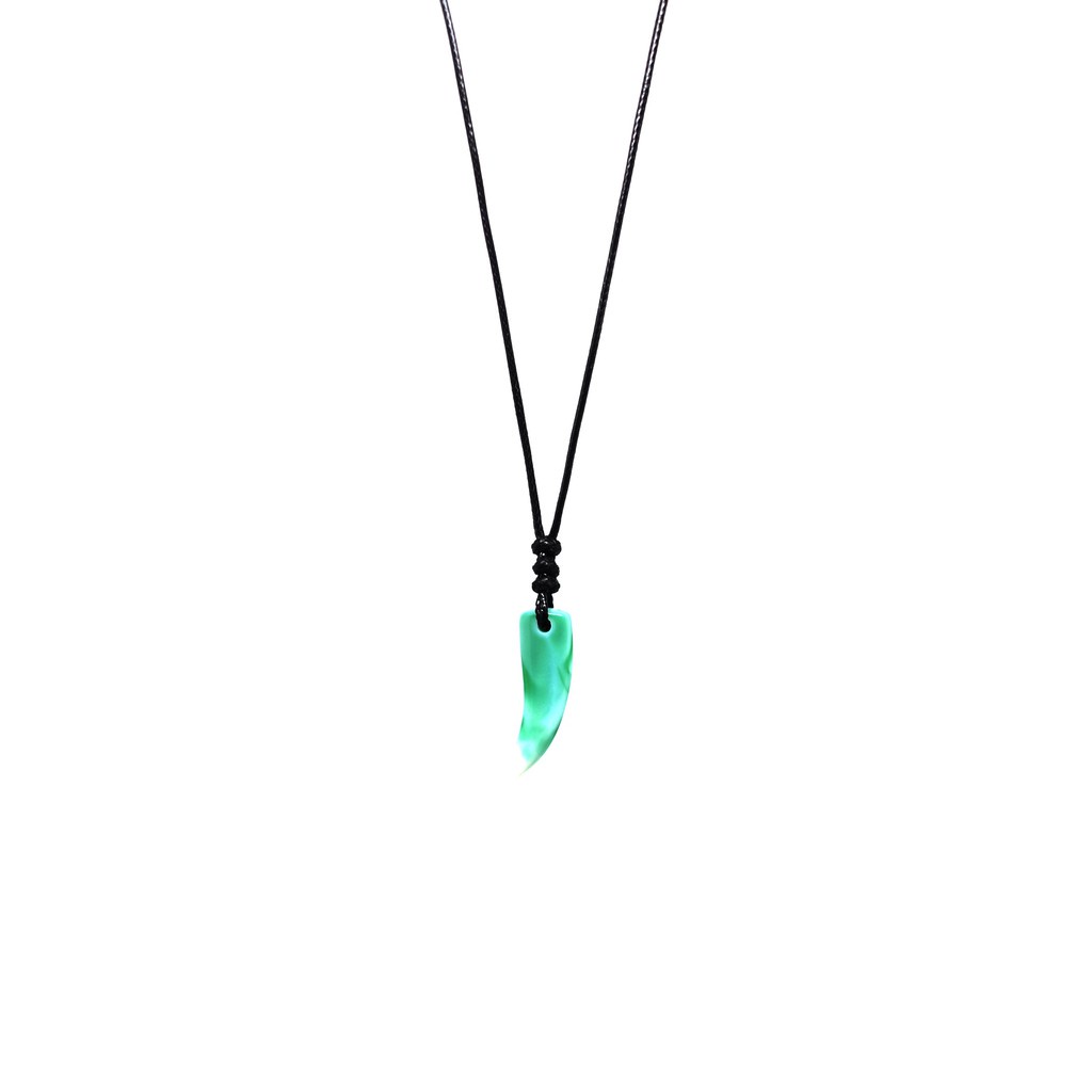 Kalung Cowok Pria Wanita Keren Liontin Taring Zamrud Murah