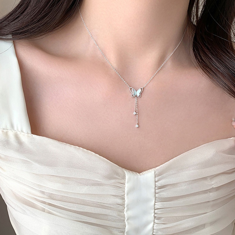 Fashion Korea Alloy Super Peri Putih Fritillary Butterfly Kalung Untuk Wanita