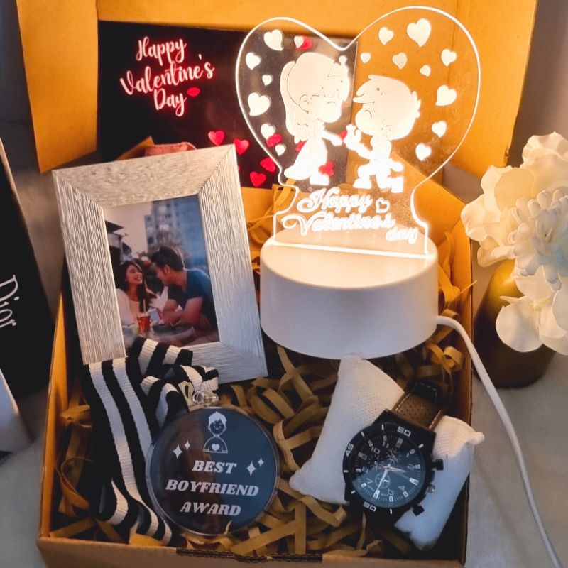 

Kado Valentine Cowok / Hampers Valentine Cowok