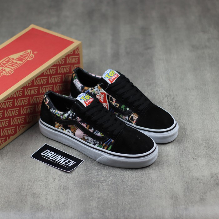 Sepatu Vans Old Skool X Toy Story Collection Andy - Un Original