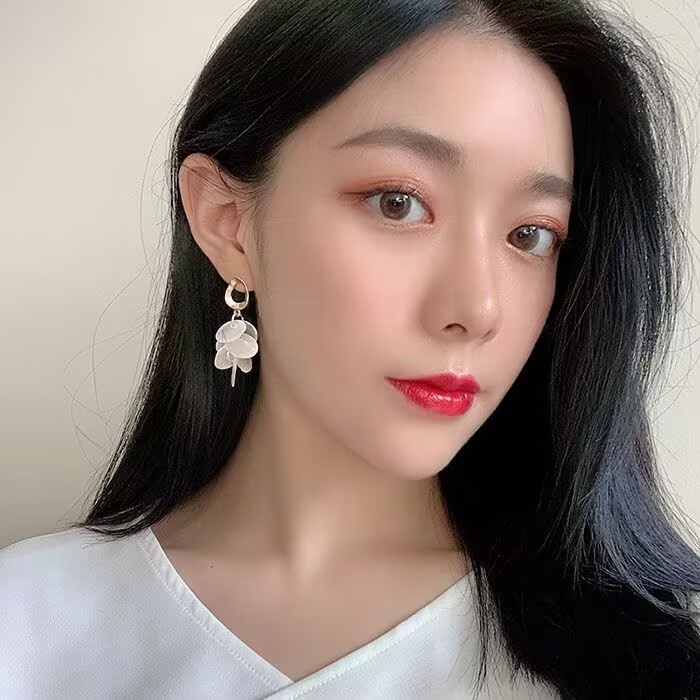 S925 Anting Panjang Rumbai Anting Shell Earrings Wanita Pesta Hadiah Ulang Tahun Aksesoris Fashion