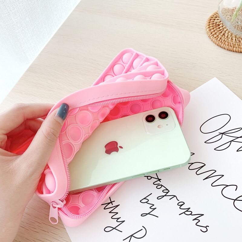 

Terlaris ✨ -imoet.boutique - Tas pouch tempat pensil pop it warna warni rainbow | pencil case popit- 2.2.23