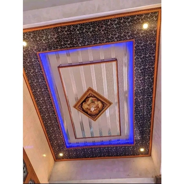 Plafon PVC putih hitam