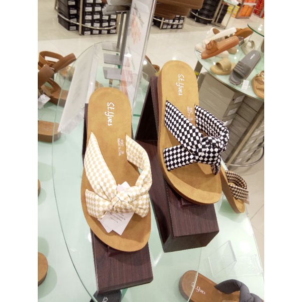 St Yves sandal flat wanita dengan motif pita new arrivals 36 -40