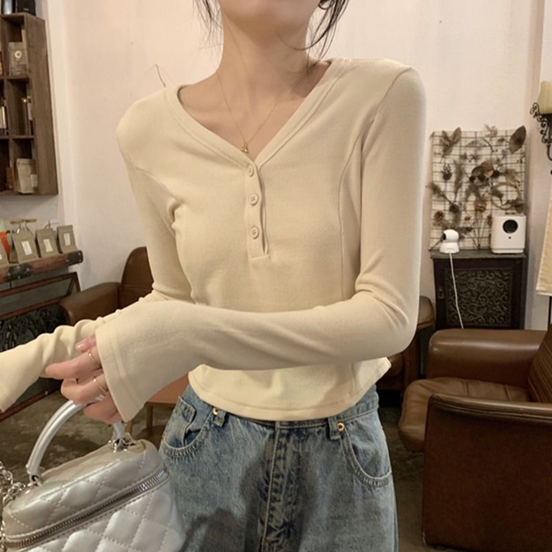 Red Sayang Ingin Adik Tombol V-Leher All-Match Slim Lengan Panjang T-shirt Wanita Musim Semi Baru Slim-Fit Pendek hot Gadis Bottoming Top