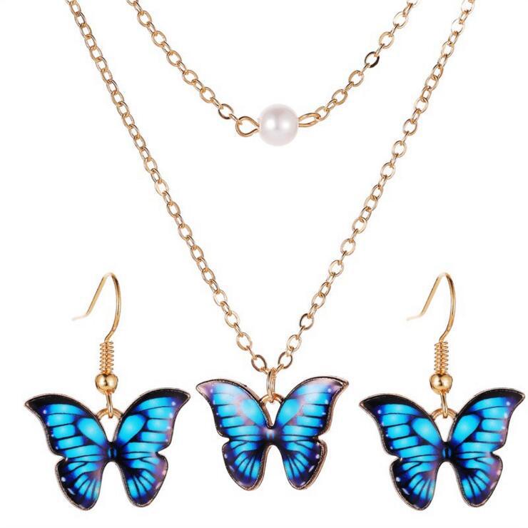 Butterfly Set Kalung Rantai + Anting Tusuk Motif Kupu-Kupu Aksen Hollow Untuk Perhiasan Wanita | Dripping Oil Dua Lapis Aksen Mutiara Warna-Warni | Kalung Rantai Dengan Liontin Bunga Untuk Wanita | Kalung Anting Bahan Stainless Steel | Kotak Hadiah Untuk