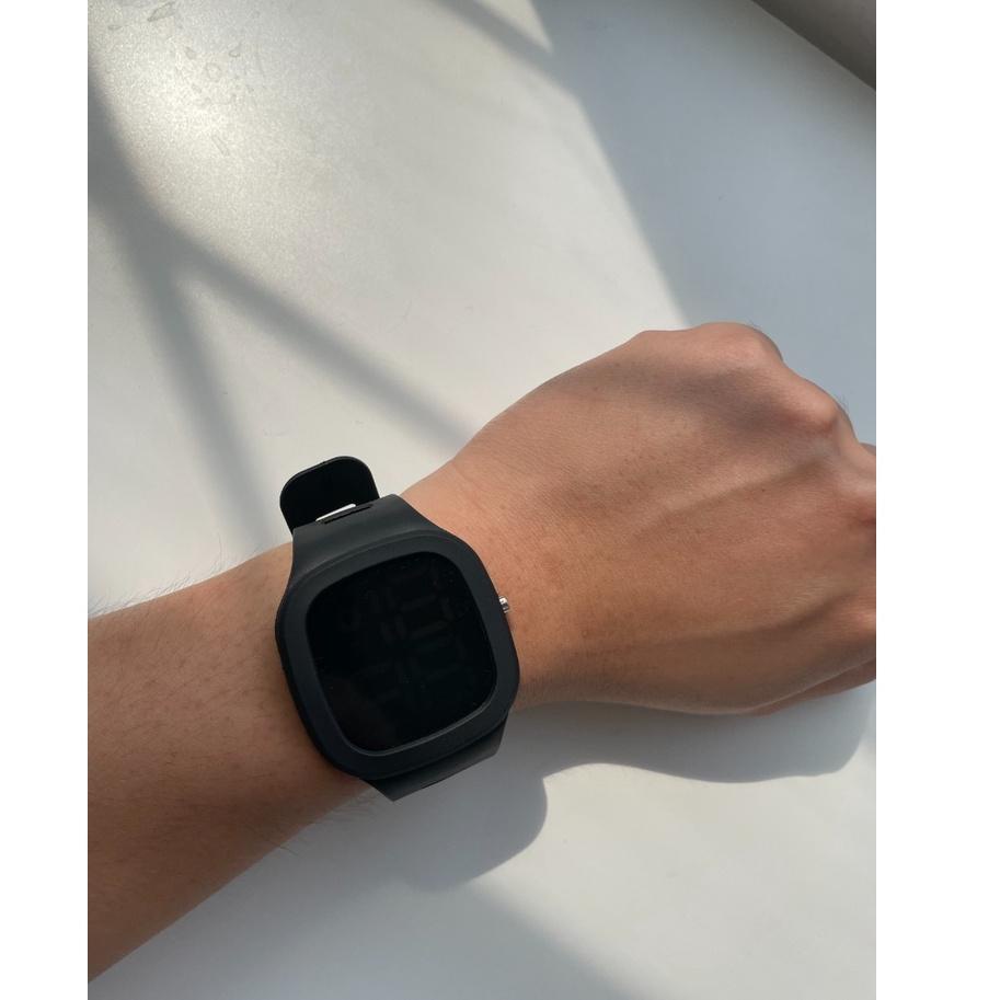 HARGA TERMURAH LILO HUHU JAM DIGITAL - Include Re-use Box (HARGA OPENING PROMO) *stok terbatas + ber