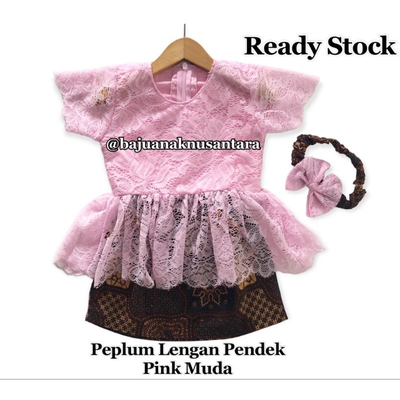Setelan Kebaya Anak Modern Berbahan Kain Brukat Model Peplum Rok Pendek Warna Pink Muda