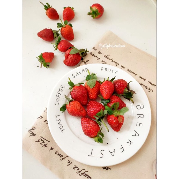 

strawberry fresh grade AB