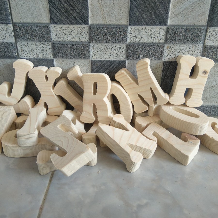 Huruf [ 8 CM ] Kayu Timbul Anak Edukasi Pinus Jati Belanda Nomor Rumah Abjad
