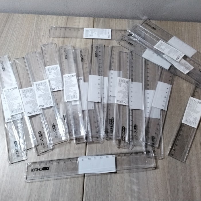 

<<<<<] Mistar plastik 20cm transparant