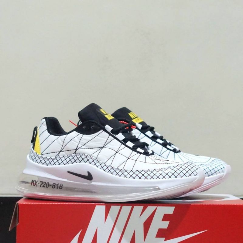 SEPATU RUNNING PRIA NIKE AIR MAX 720-818 size 40-44