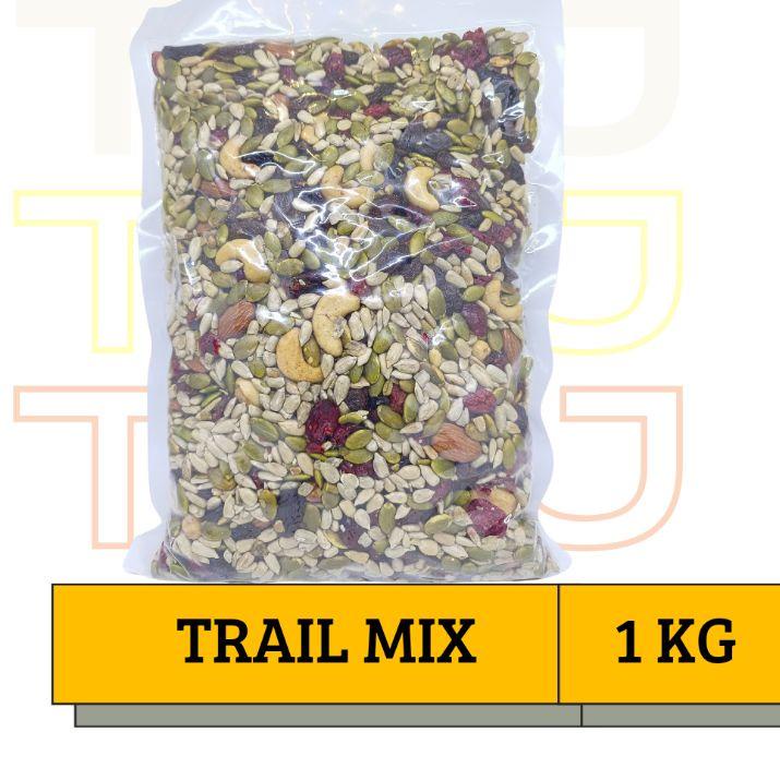 

♔ PREMIUM TRAIL MIX 1 KG (ALMD, CHSEW,PUMKIN, SUNFLWR, RAISN, CRNBERRY, CHIA) ❃