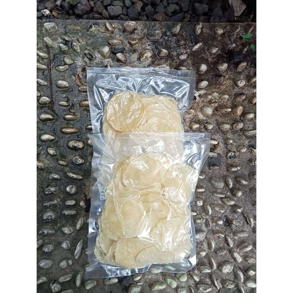 

Emping Mlinjo Asli Kebumen kualitas Exspor Vacum 250 Gr - Kecil