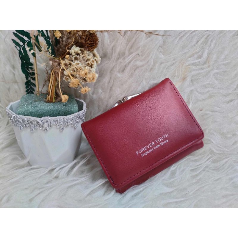 Dompet panjang wanita