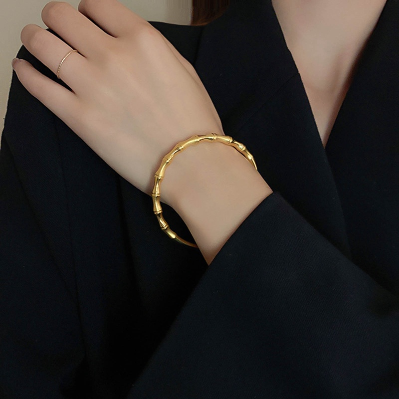 Elegan Berlapis Emas 18K Gelang Cuff Bangle Wanita Hadiah Perhiasan Pesta Pernikahan