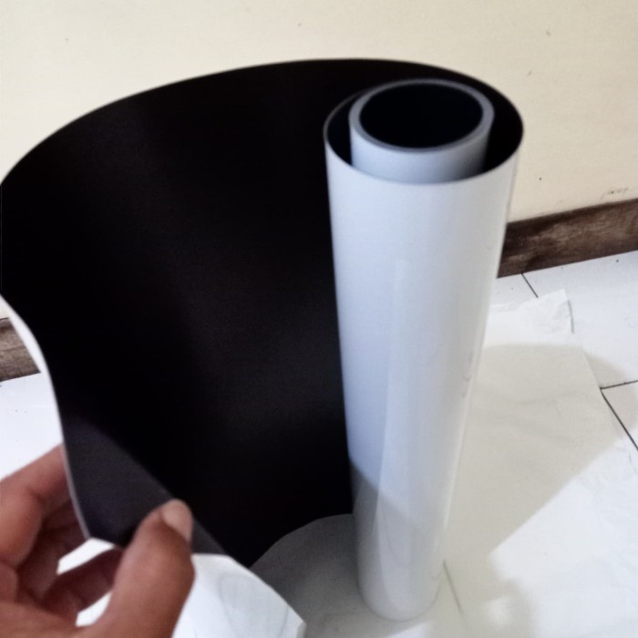 

BISA COD Rubber Magnet White Board Tebal 0.7mm x 600mm x 100cm