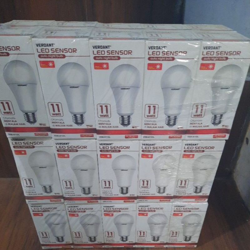 Lampu verdant 11watt  led sensor cahaya otomatis menyala dimalam hari