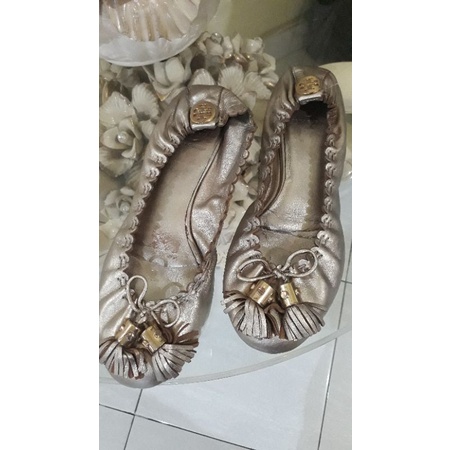 sepatu Tory Burch second